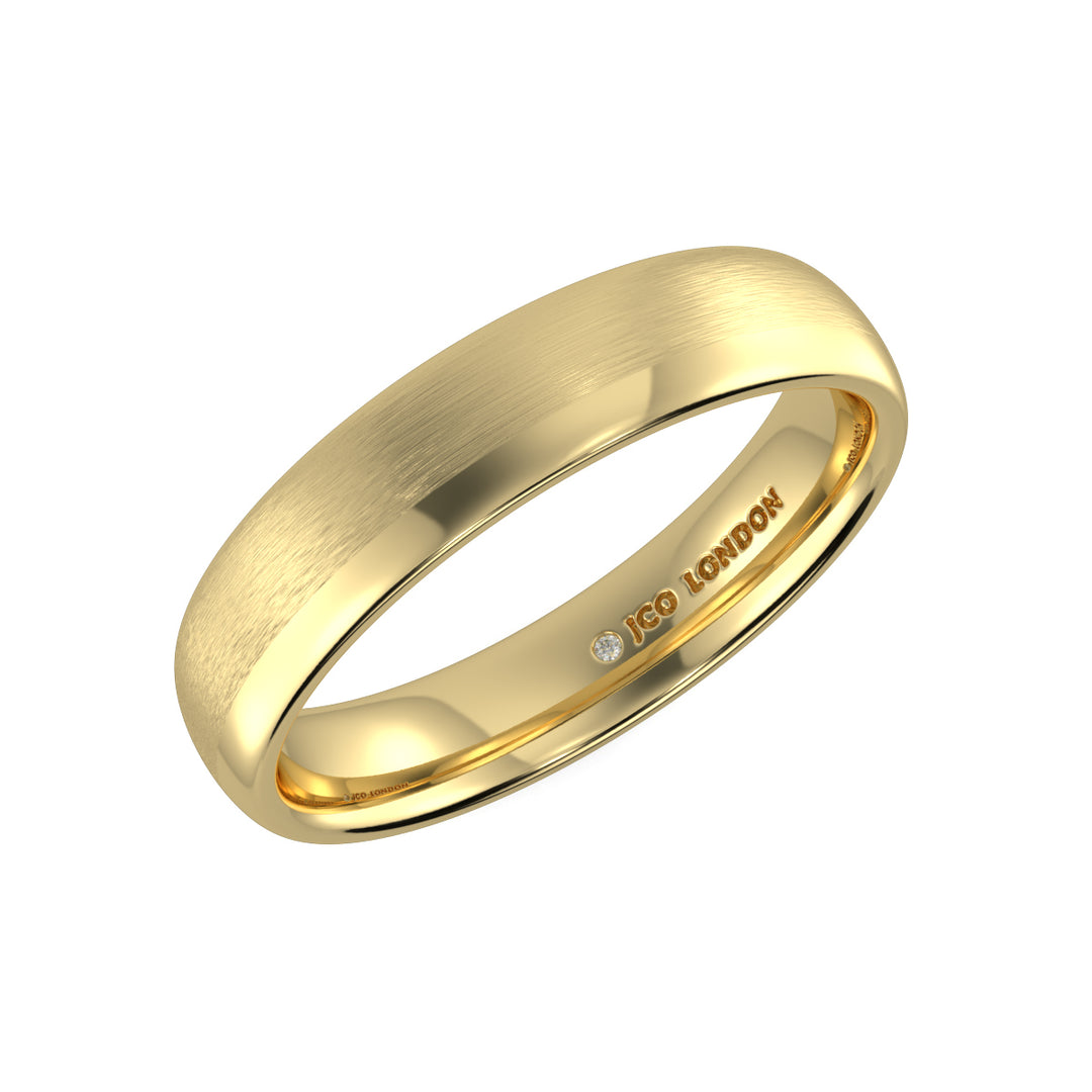 Shallow Court Plain Wedding Band