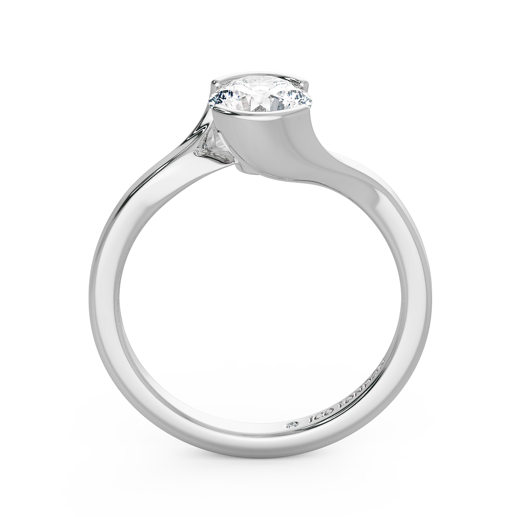 Round Solitaire Engagement Rings