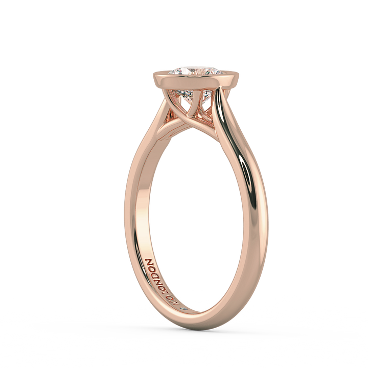 Round Solitaire Engagement Rings