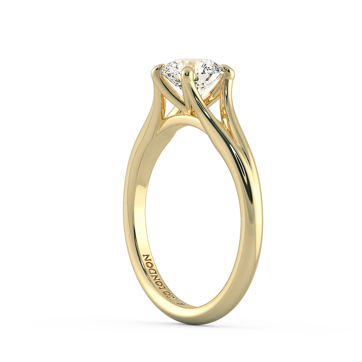 Round Solitaire Engagement Rings