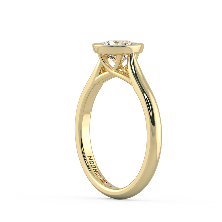 Round Solitaire Engagement Rings