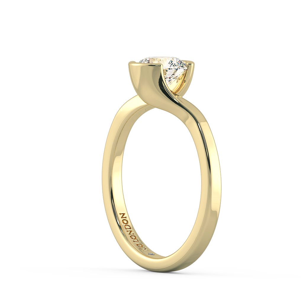 Round Solitaire Engagement Rings